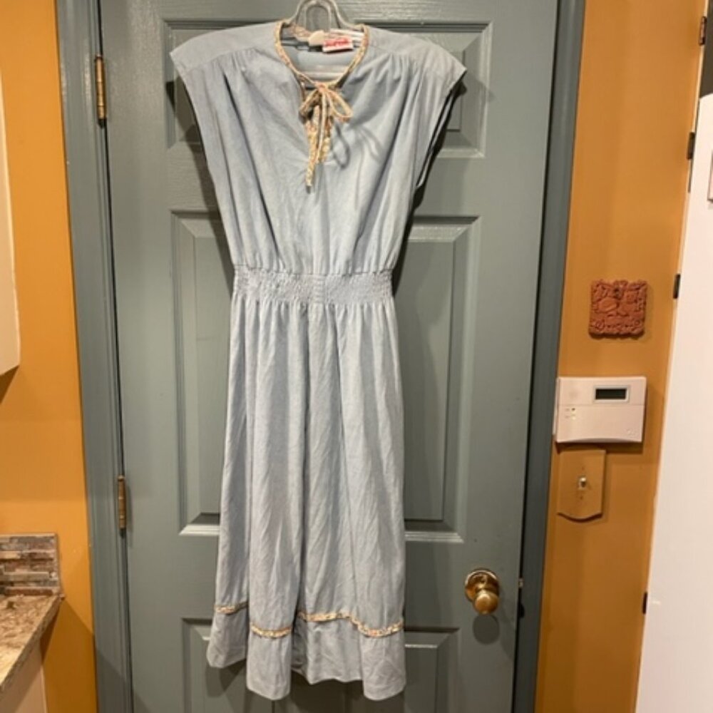 Jerell of Texas 70s powder blue faux suede dress, exc. condition, size 9 Jr.